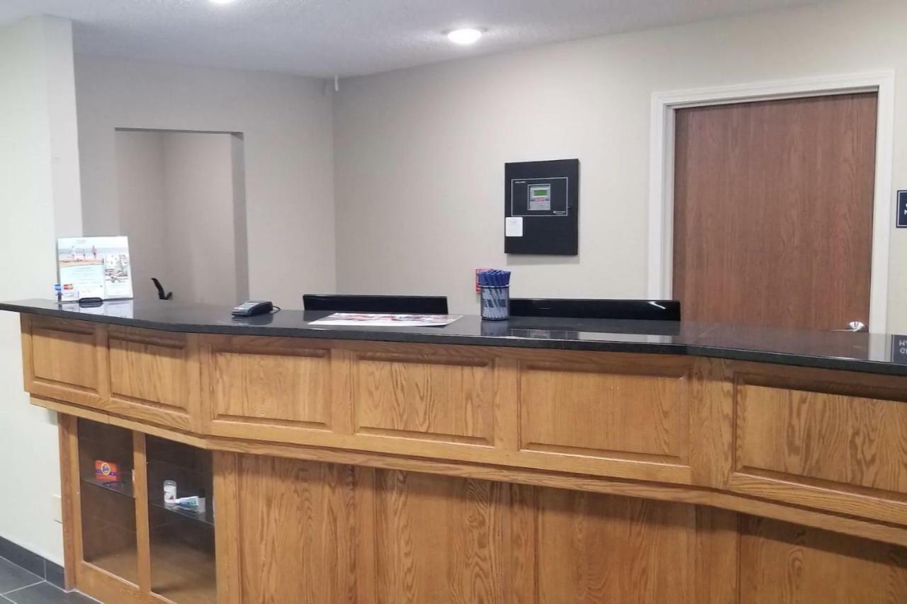 Travelodge By Wyndham Wahpeton Dış mekan fotoğraf