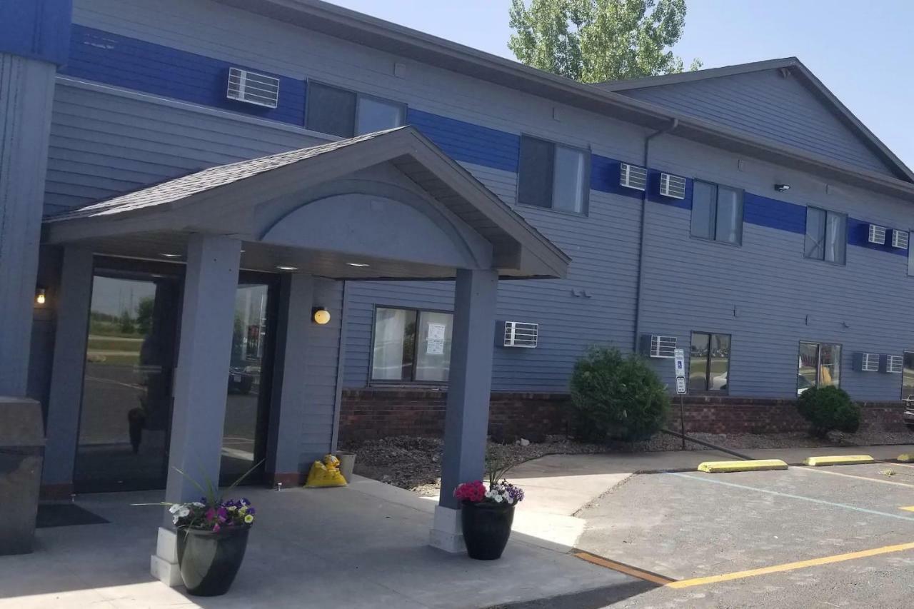 Travelodge By Wyndham Wahpeton Dış mekan fotoğraf